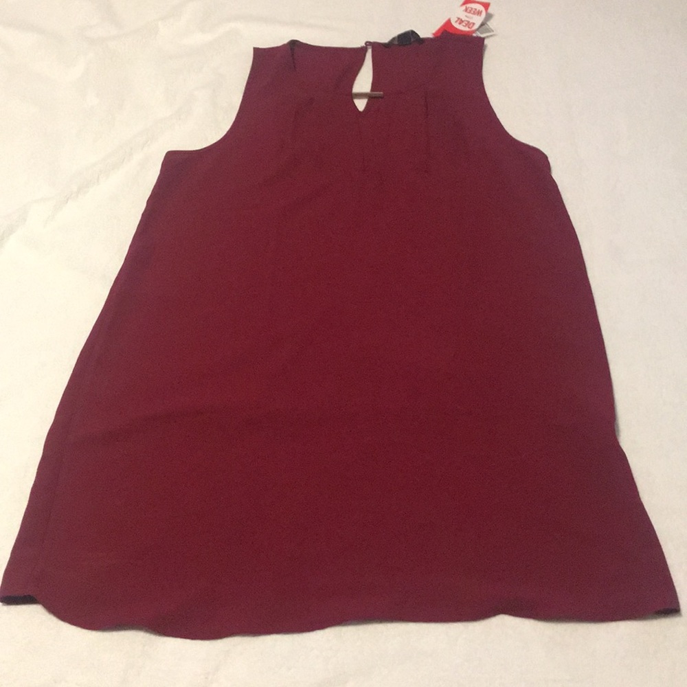 Burgudy dress with keyhole